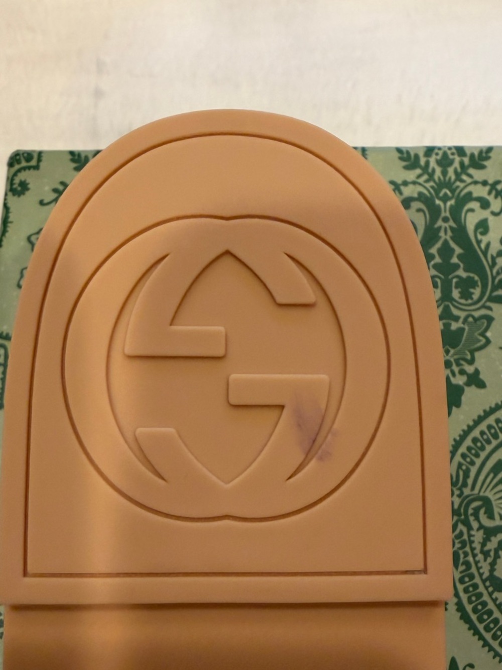 Gucci Nude  Interlocking G Rubber Slide Sandals - Picture 6 of 7